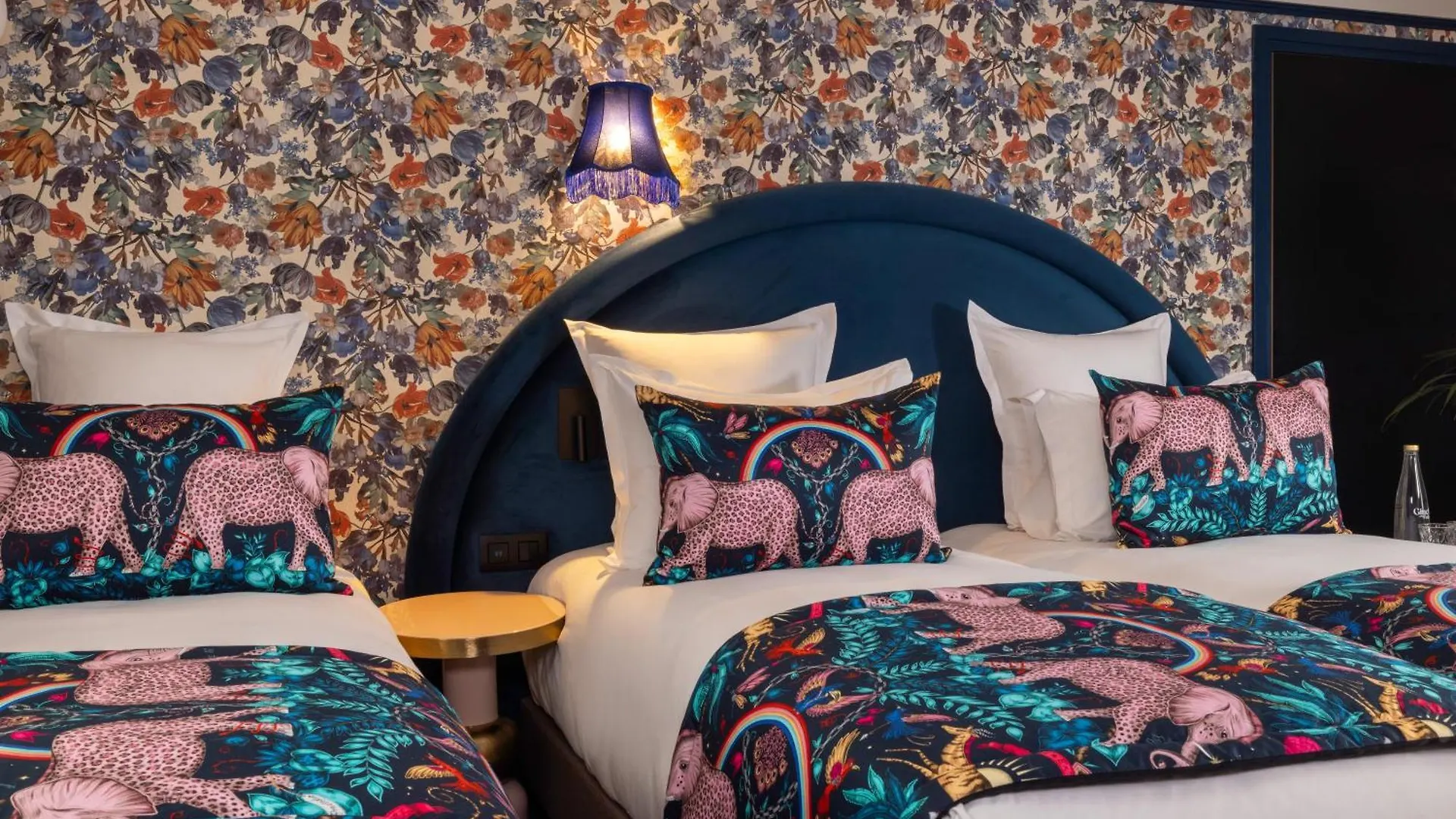Hotel Ginette A La Folie & Spa Παρίσι 4*,
