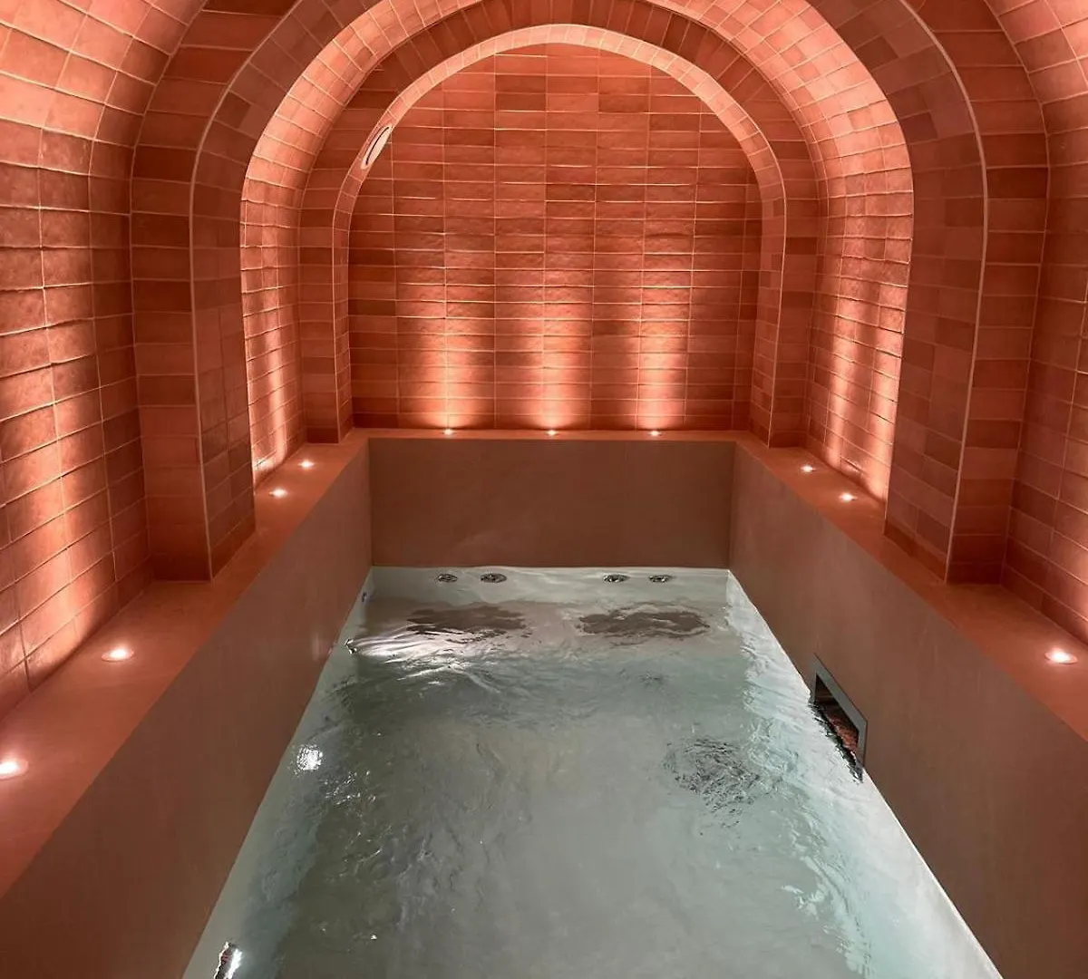 Hotel Ginette A La Folie & Spa Παρίσι Γαλλία
