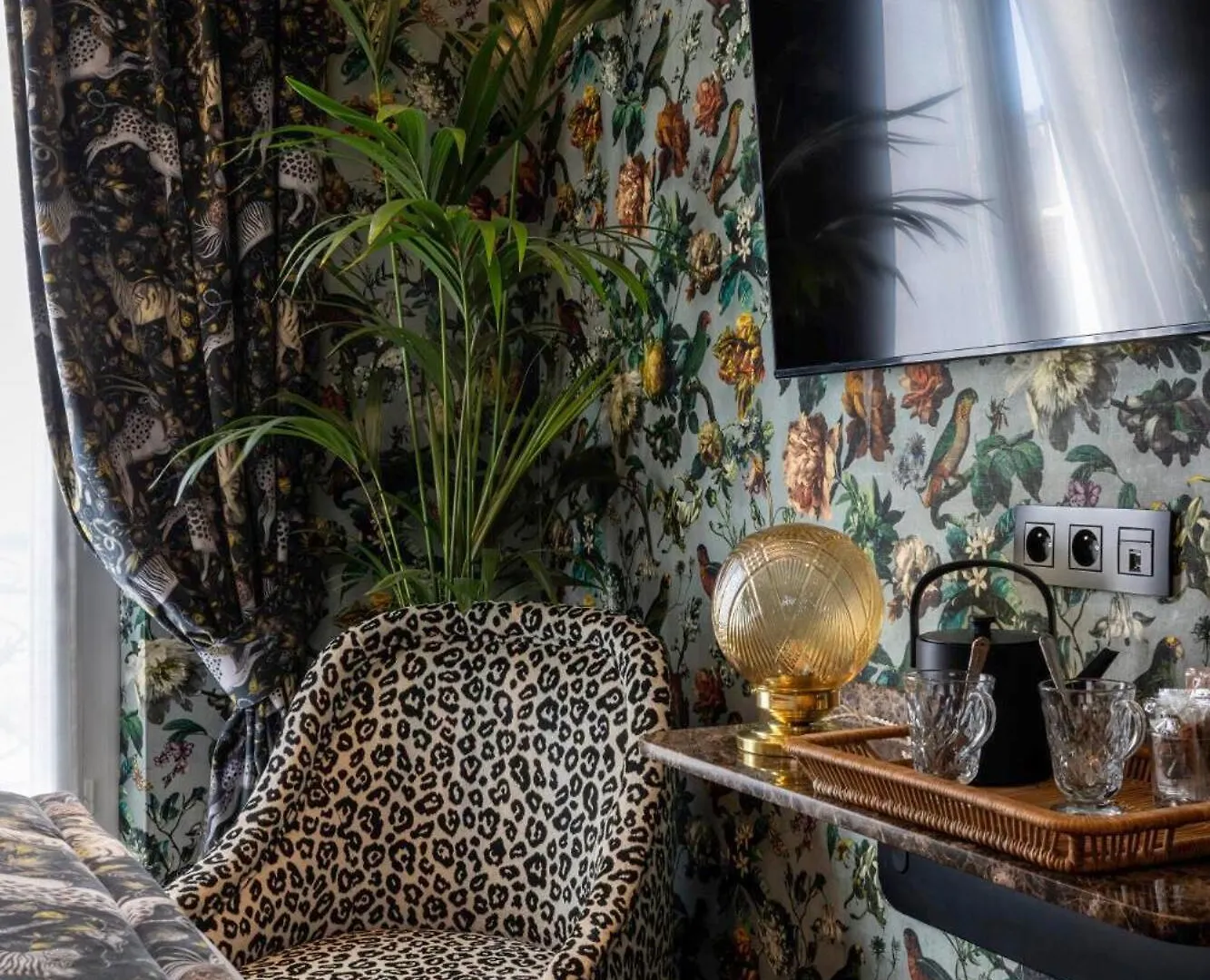 Hotel Ginette A La Folie & Spa パリ
