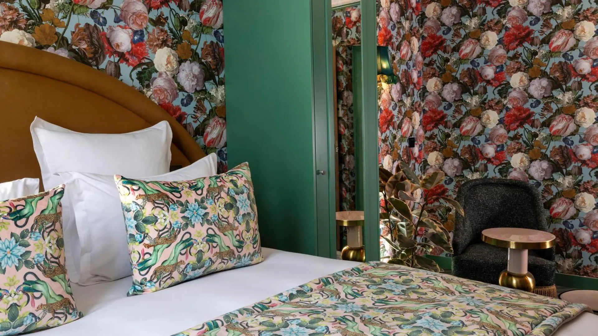 Hotel Ginette A La Folie & Spa パリ