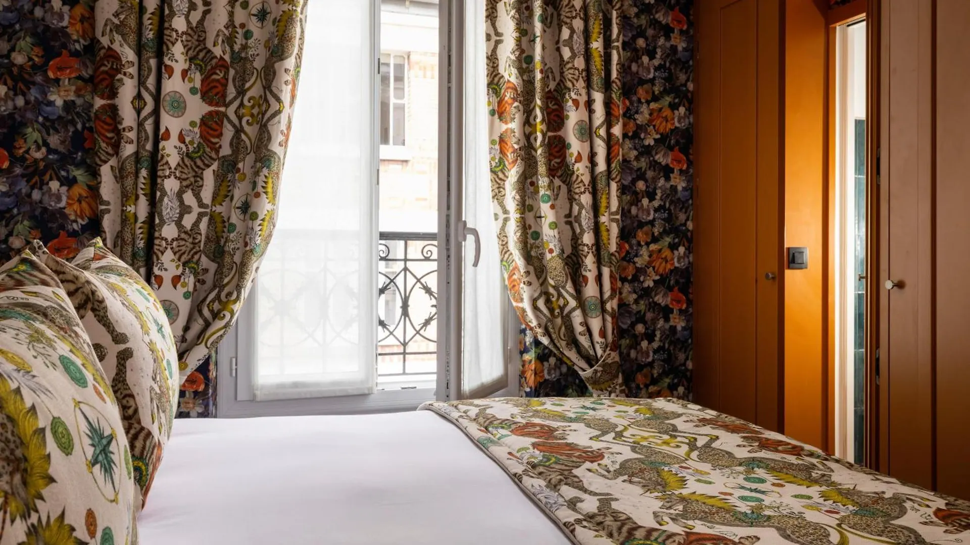 Hotel Ginette A La Folie & Spa パリ